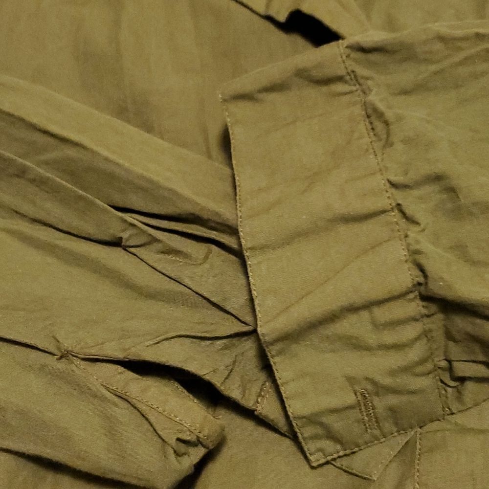 Thread Story Green blouse - Picture 5 of 10